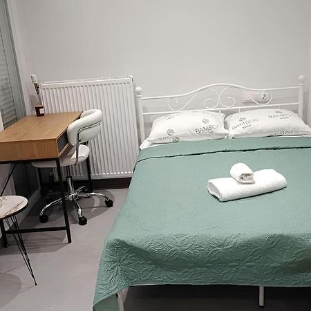 Voula'S Apartment, 普托莱迈达 外观 照片